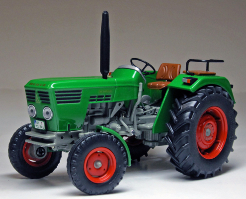 4-1040 DEUTZ D 40 06 miniatuurtractor in schaal 1:32 van het merk Weise Toys