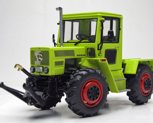 MB-trac 800 (W440) miniatuur tractor in schaal 1:32 van het merk weise toys