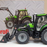 Deutz-Fahr Agrotron 6180 TTV with STOLL frontloader FZ 30 miniatuurmodel in schaal 1:32 van het merk weise toys
