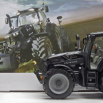 Deutz-Fahr 6175 TTV WARRIOR schaalmodel in 1:32 van het merk weise toys