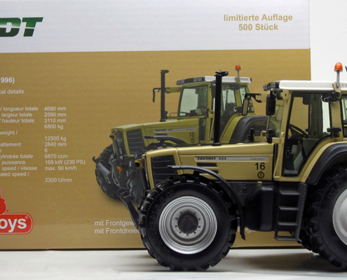 FENDT Favorit 824 Stotz miniatuur tractor in schaal 1:#2 van het merk weise toys