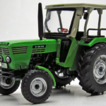 DEUTZ D 45 06 miniatuur tractor in schaal 1:32 van het merk weise toys