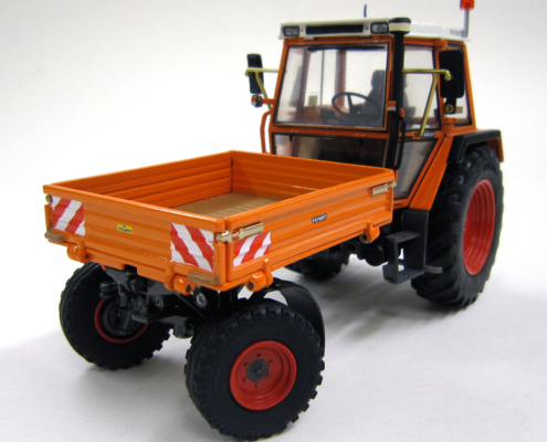 FENDT 360 GT Tool Carrier Communal miniatuur tractor in 1:32 van het merk weise toys